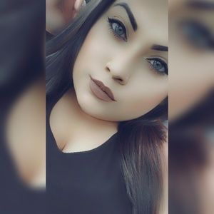 Meet your Posher, Alexaa